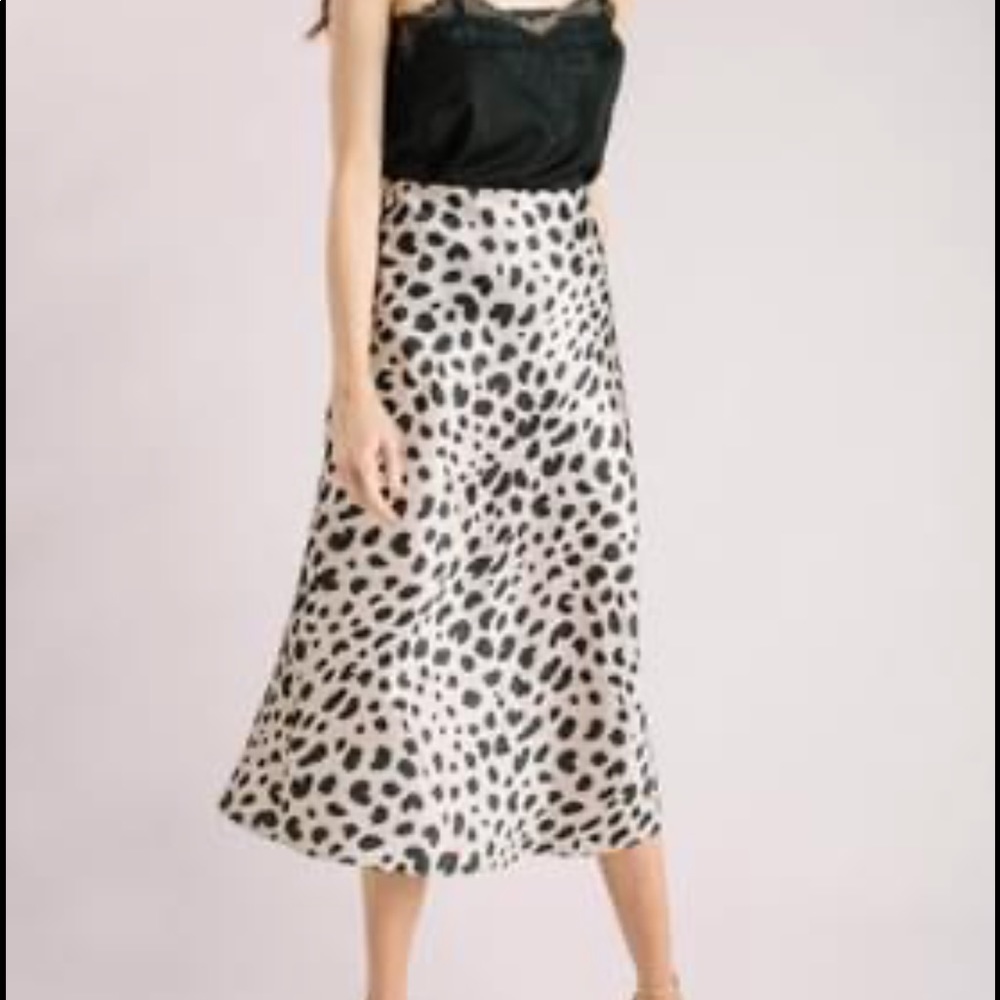 Leopard print midi skirt